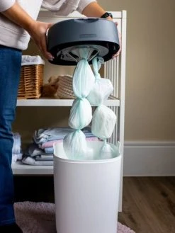 Lot De 18 Recharges Pour Poubelles à Couches Tec Et Twist & Click TOMMEE TIPPEE Sangenic Gris - Tommee Tippee -Boutique Badabulle lot de 18 recharges pour poubelles a couches tec et twist click tommee tippee sangenic 4