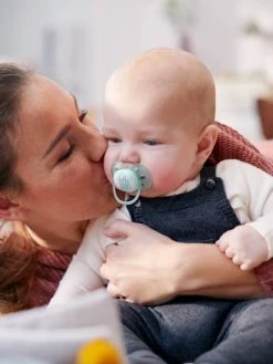 Lot De 2 Sucettes Ultra Douces 1er âge Philips AVENT Lapin Blanc - Philips Avent -Boutique Badabulle lot de 2 sucettes ultra douces 1er age philips avent 3