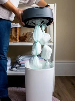 Lot De 6 Recharges Pour Poubelles à Couches Tec Et Twist & Click TOMMEE TIPPEE Sangenic En Plastique Recyclé Gris - Tommee Tippee -Boutique Badabulle lot de 6 recharges pour poubelles a couches tec et twist click tommee tippee sangenic en plastique recycle 3